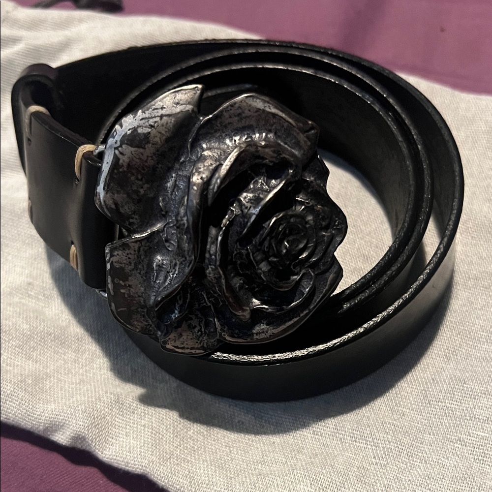 Etro Black Rose Buckle Leather Belt